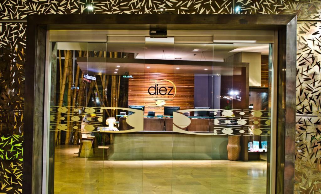 Diez Hotel Categoria Colombia Medellín Inreriör bild